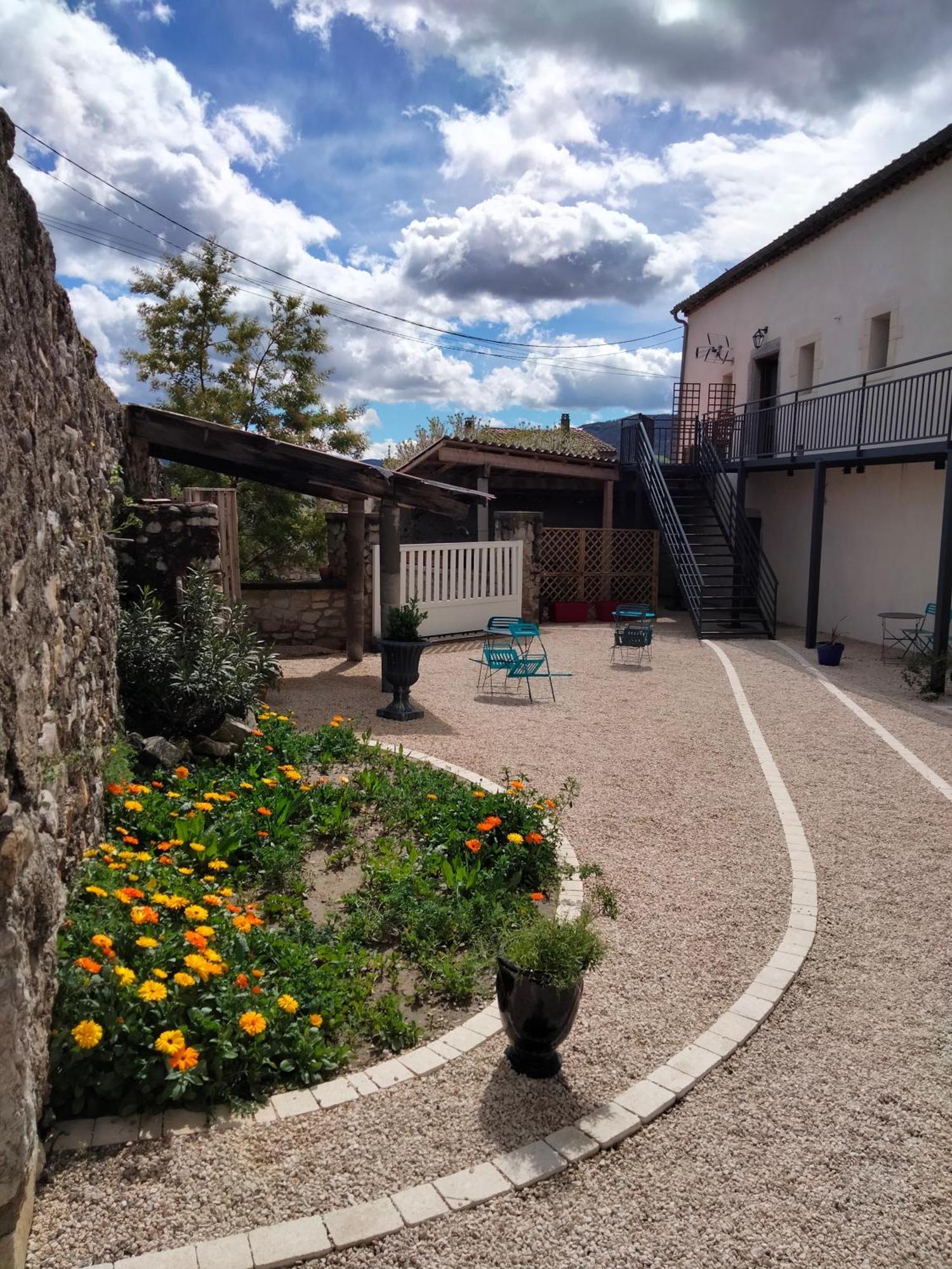 La Grange De Sabatas Hotel Chomerac Exterior photo